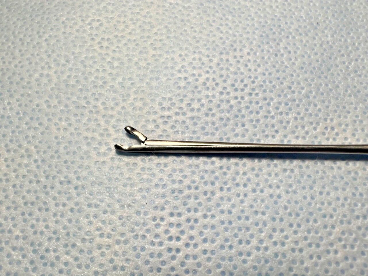 JARIT 380-145 Herzfeld Straight Alligator Ear Forcep, 2mm Cup, 3-3/8" WL — photo 3