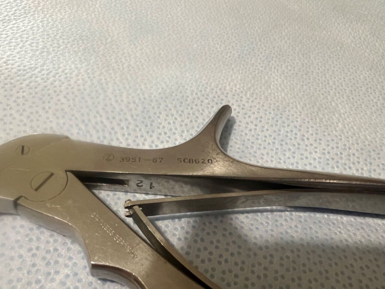 ZIMMER 3951-67 Serrated Toothed Grasping Forcep — photo 2