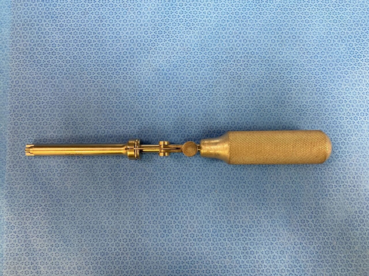 DEPUY 2054-00 Cruciform Screwdriver with Holding Sleeve