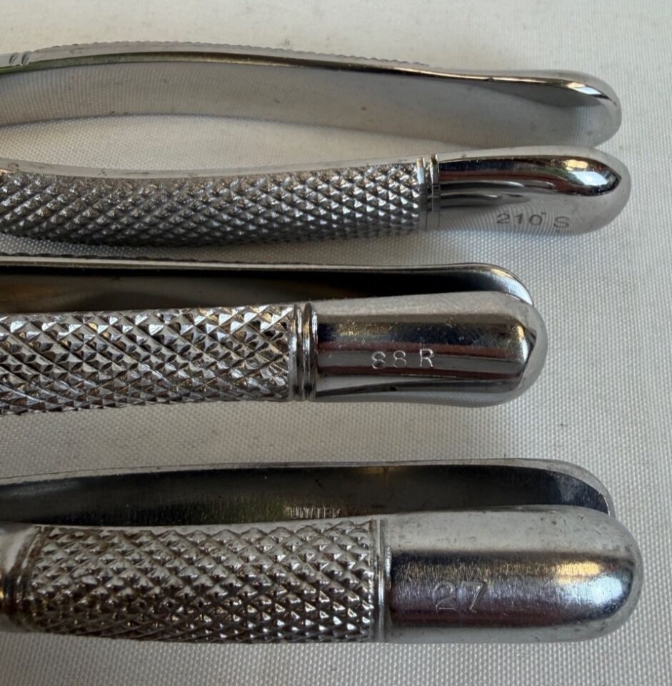 W. LORENZ KLS Martin 36 Piece Dental Tray Oral Surgery Set w/ Perforated Pan — photo 2