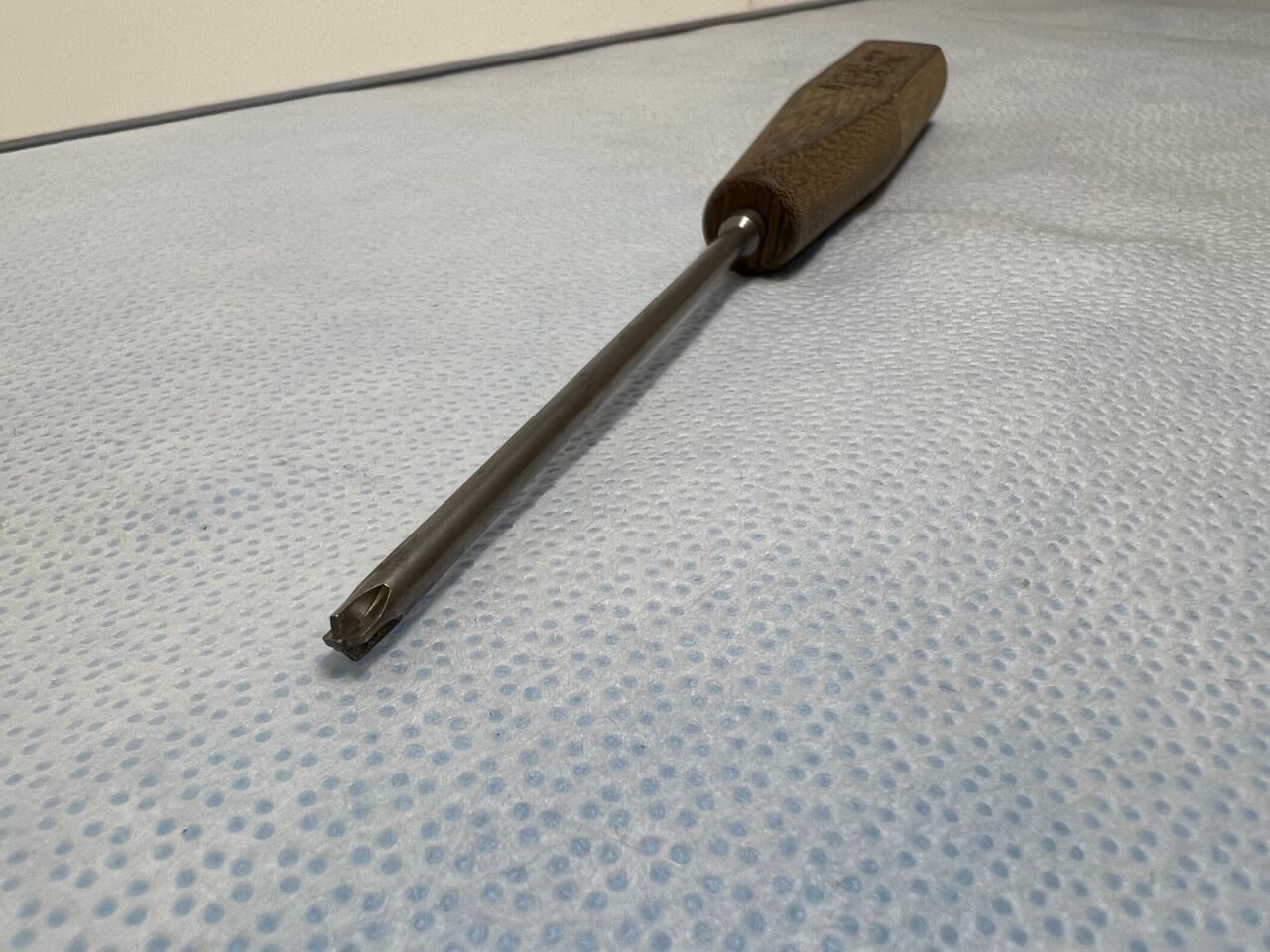 SYNTHES 313.925 Self-Retaining 2.4mm — photo 3
