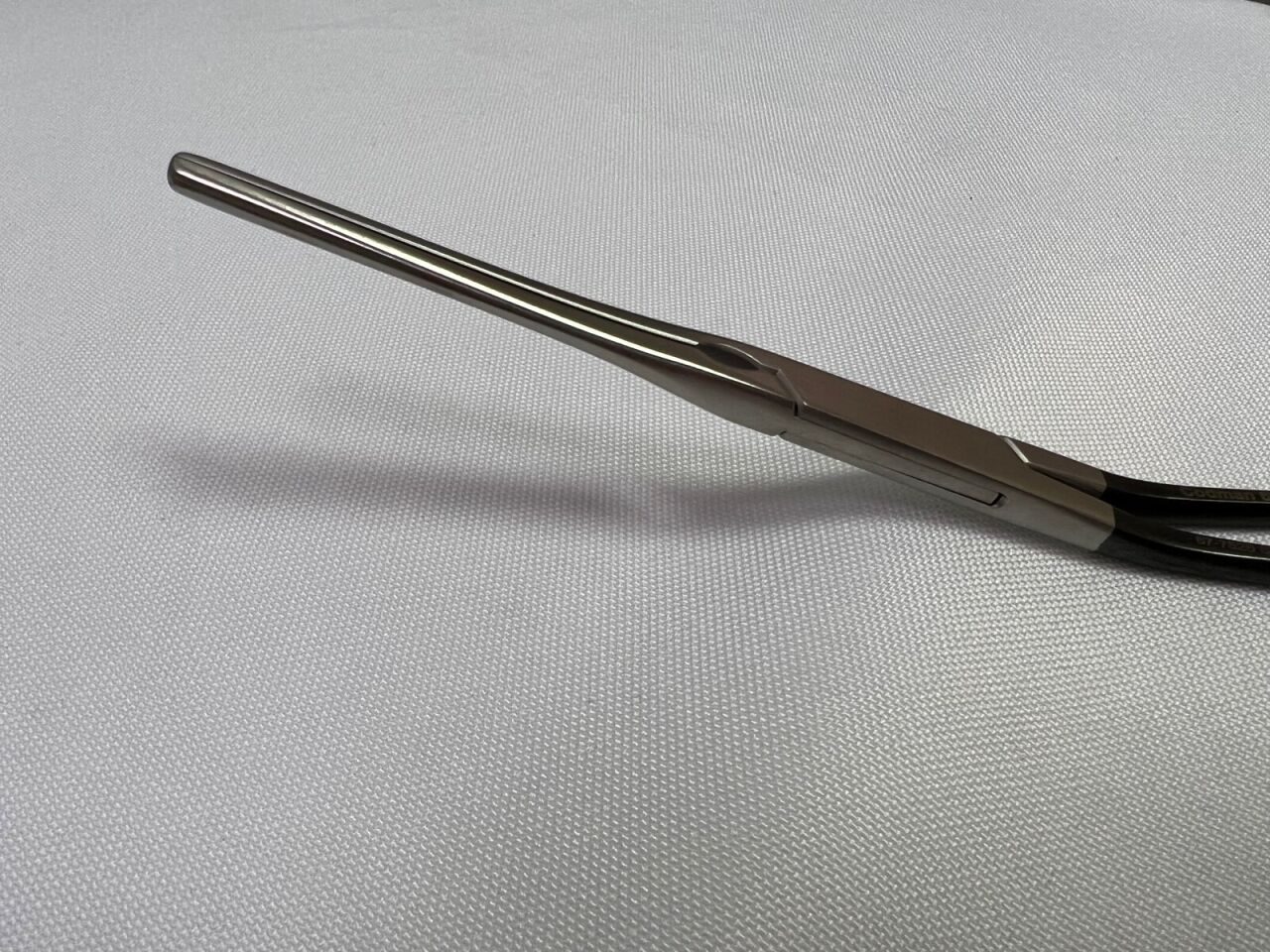 CODMAN 67-7526 Curved Glover Opti-Length Coarctation Clamp 10" — photo 3