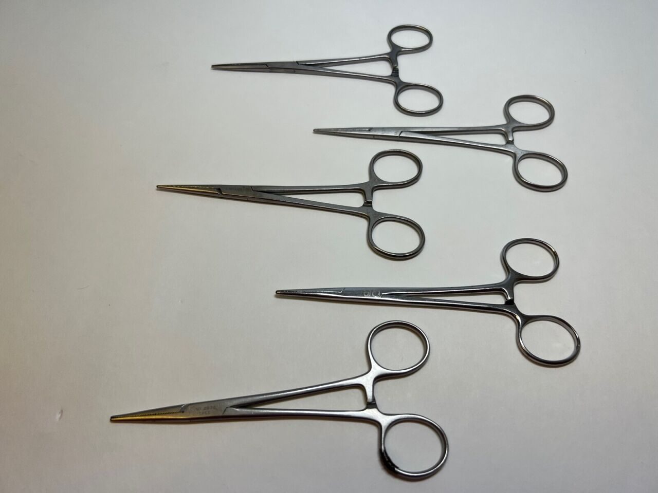 V. MUELLER  Lot of 5 Crile Hemostatic Straight Serrated Jaw Forceps