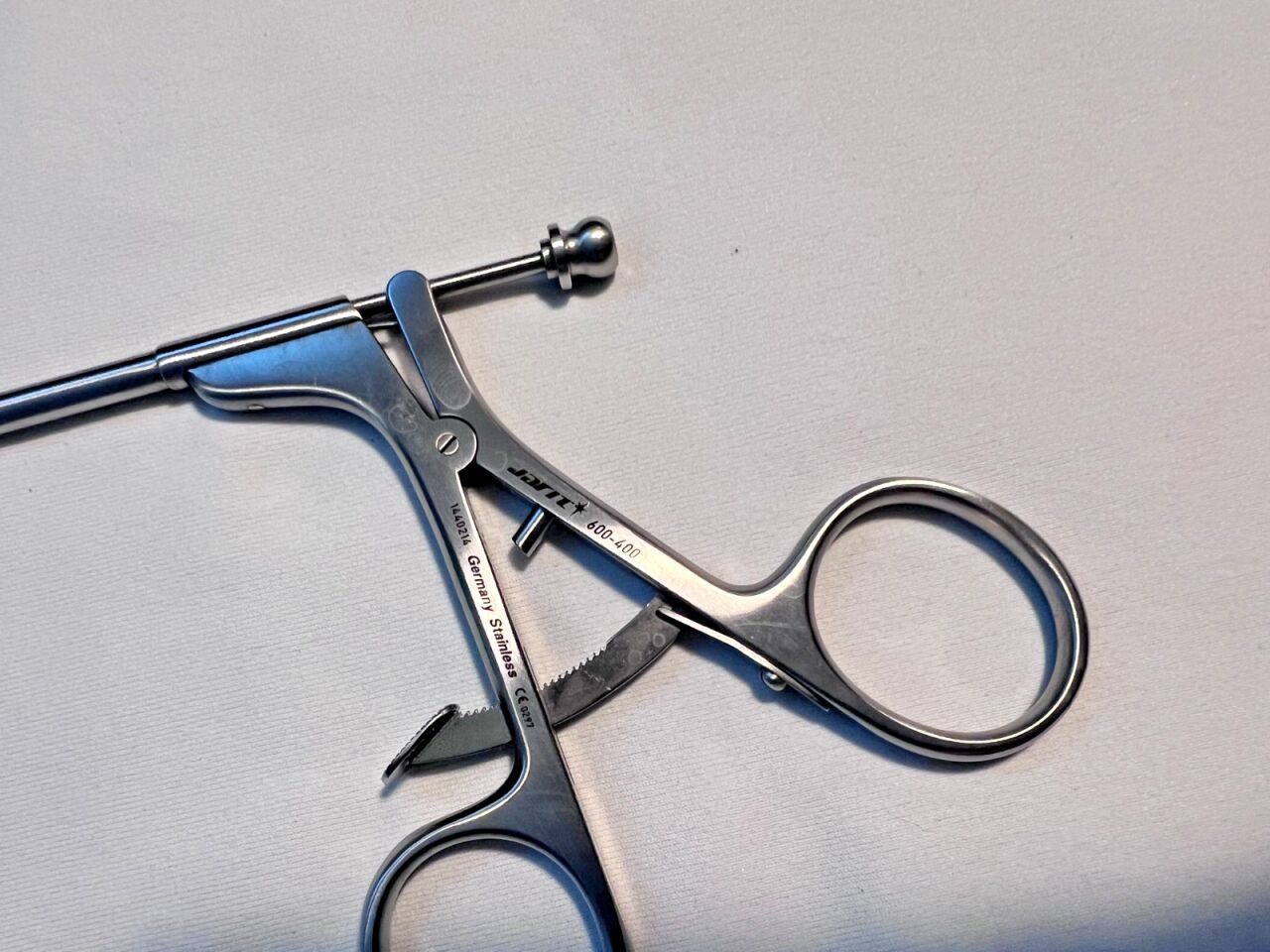 JARIT 600-400 Laparoscopic Colangiogram Clamp 5mm Serrated Clamps — photo 4