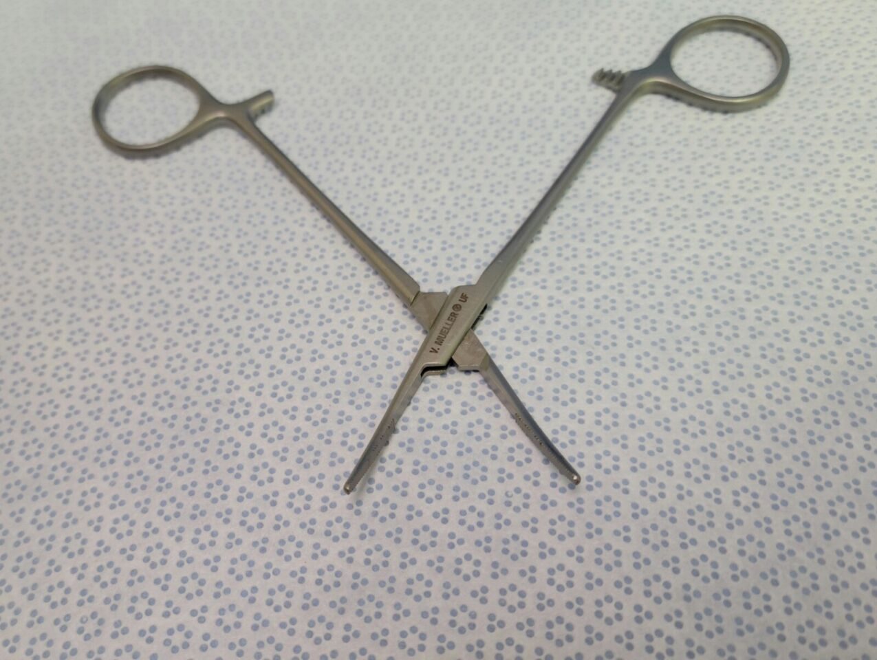 V. MUELLER SU2712 Providence Artery Forceps 5 1/2" Curved — photo 4