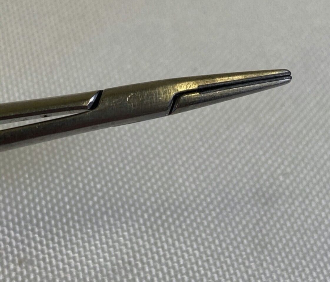 SYMMETRY SURGICAL 32-490 w/ Lock Round Handle 8.25" Jacobson T/C Needle Holder Straight — photo 5