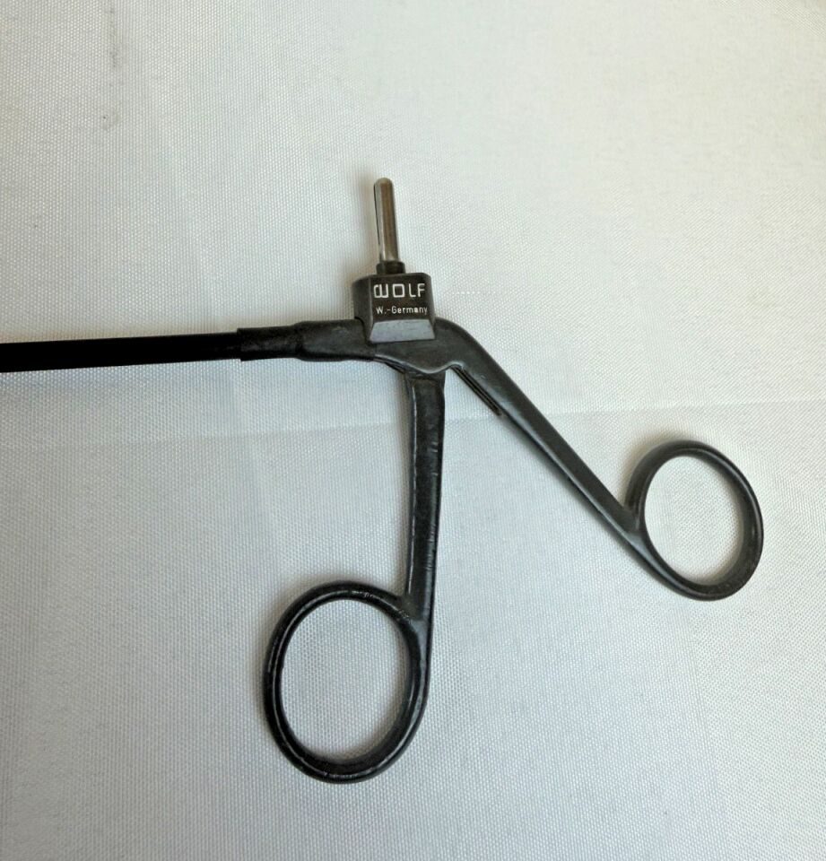 R. WOLF 8383.03 Laparoscopic 5mm x 33cm Atraumatic Monopolar Grasping Forceps — photo 2