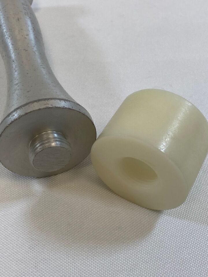 SYNTHES 2001-10-000 Orthopedic Impactor — photo 6