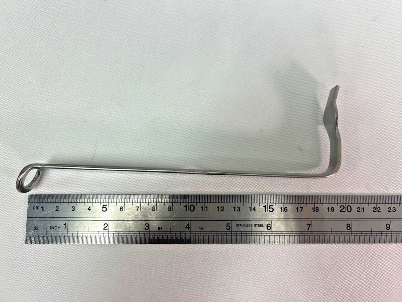 MILLENNIUM SURGICAL 85-323002 Intercondylar Notch Retractor Medium 10mm X 7.5in — photo 4