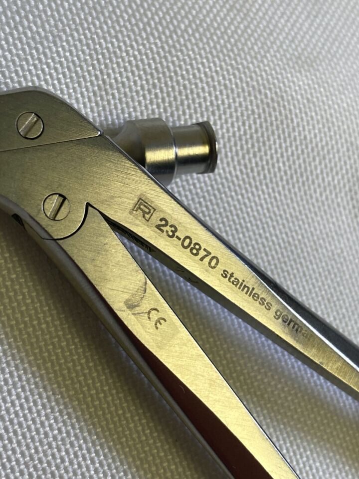 RICHARDS 23-0870 Weil Blakesley Nasal Forcep w/ Suction 45deg Up 2mm x 6mm Bite ENT — photo 2