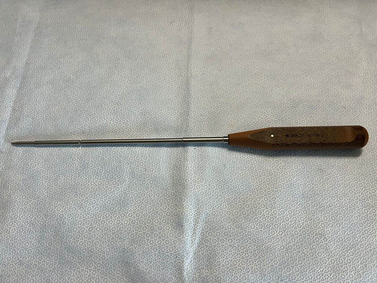 SYNTHES 388.31 Hexagonal Driver — photo 1