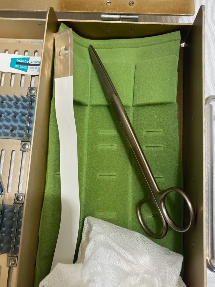 VARIOUS  24 Piece Storz Alcon Aesculap Micro Cataract Tray — photo 9
