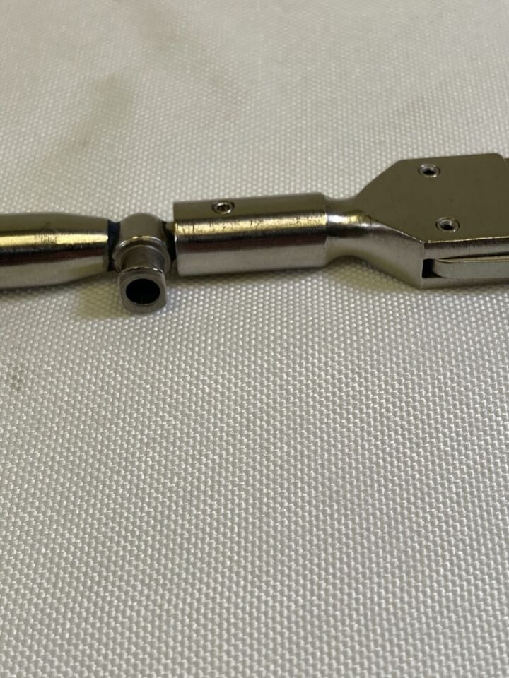 INTEGRA MICROFRANCE CEV560 Begin Clamp Applicator Axial Handle 10mm x 360mm — photo 7