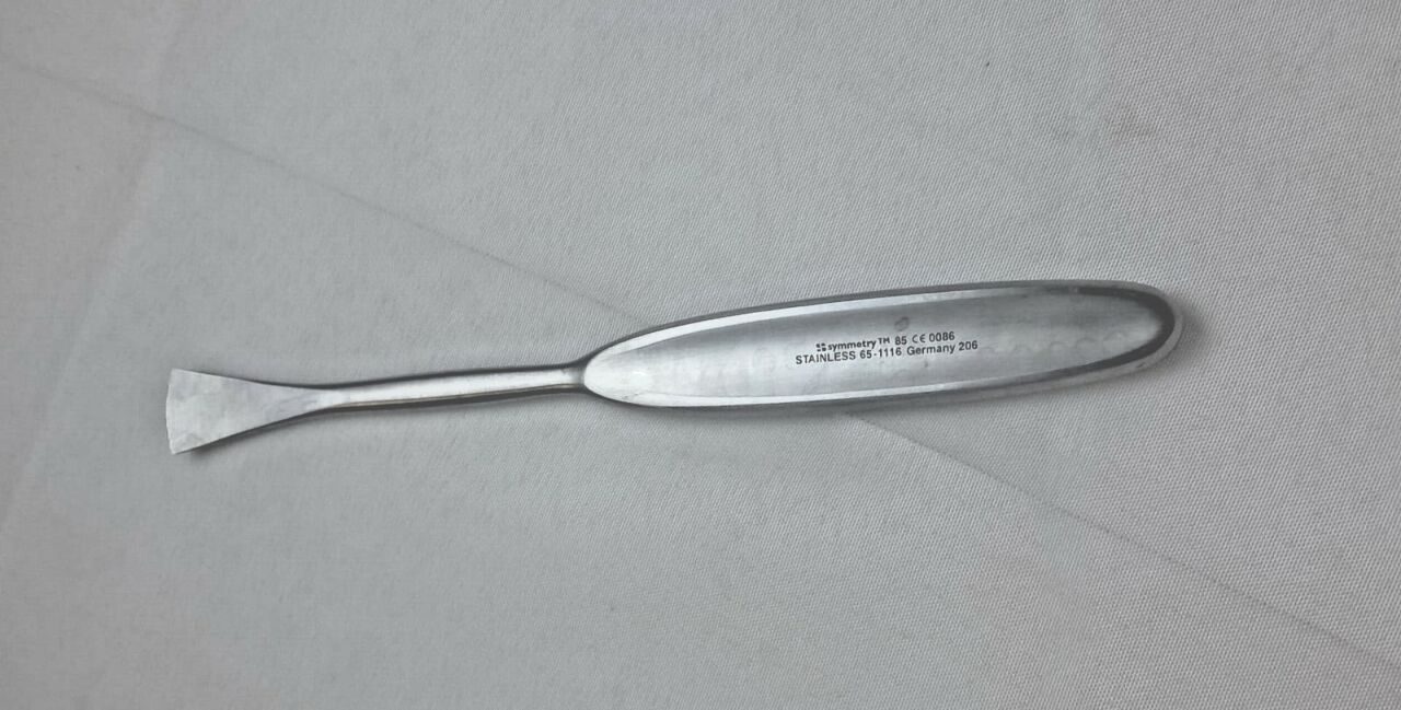 SYMMETRY 65-1116 Langenbeck Periosteal Elevator 16mm 8in Sharp — photo 2