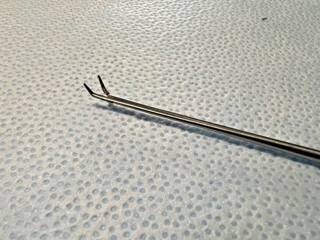 V. MUELLER VM101-3103 Micro Surgical Serrated Forceps Curved Left ENT — photo 3