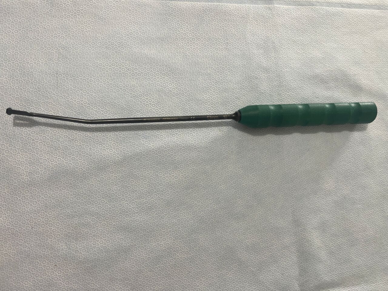 MEDTRONIC 03.809.679 Push-Pull 13mm X 10deg Curved Curette