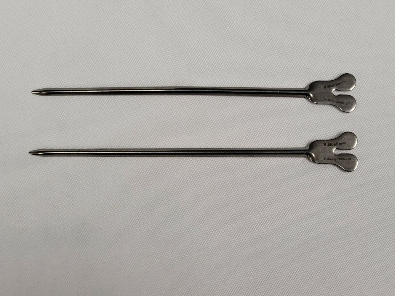 V. MUELLER SU10820600 Grooved Probe Directors 6.5"