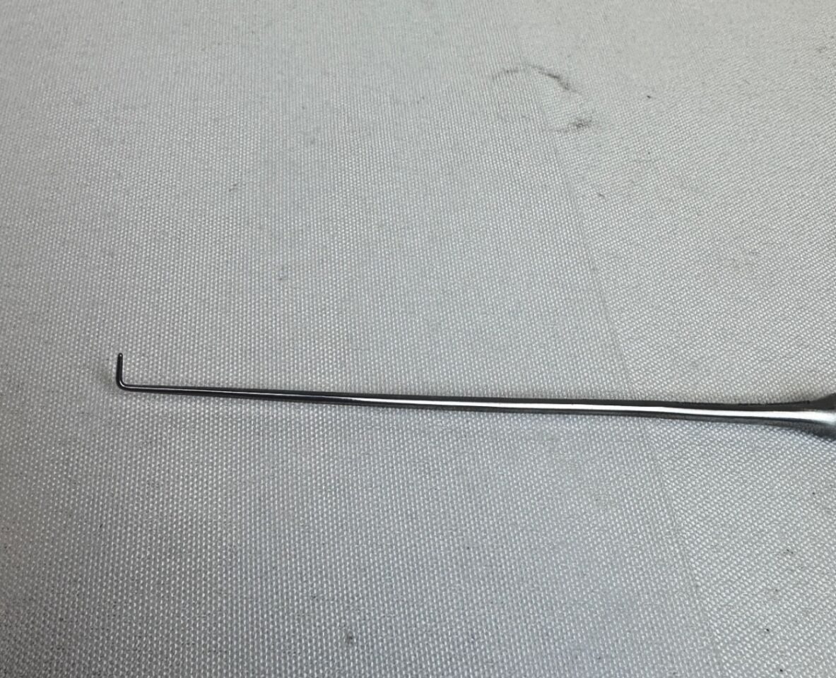 V. MUELLER NL3769 Jannetta Right Angle Hook 7-1/2" Tip 4.7mm — photo 2