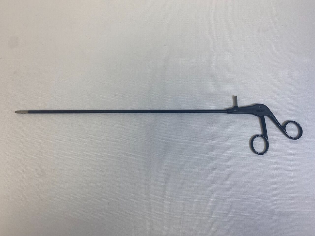 R. WOLF 8383.12 5mm x 33cm Laparoscopic Insulated Punch — photo 1
