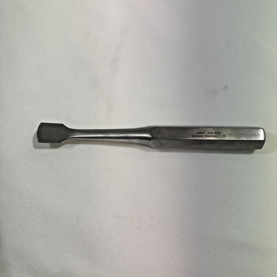 ZIMMER  9 Piece Orthopedic Chisel & Elevator Set — photo 3