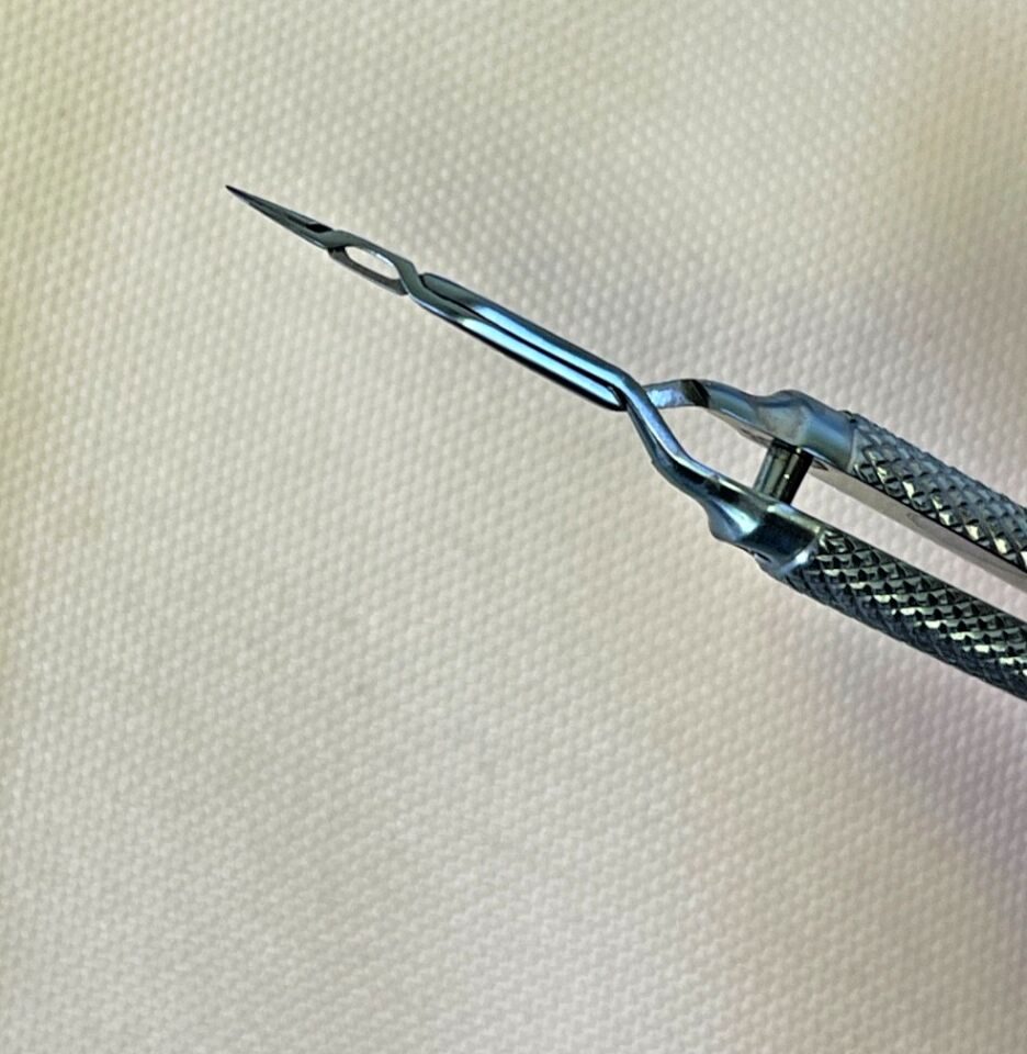 STORZ / BAUSCH & LOMB ET2052 Titanium 12cm Ophthalmic Capsulorhexis Forceps — photo 6