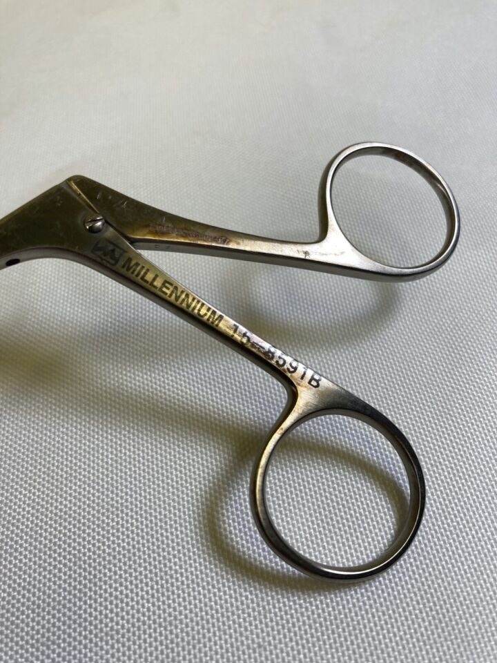 MILLENNIUM SURGICAL 15-8591B Micro Laryngeal Kleinsasser Cup Forcep Up 2mm x 23cm — photo 2