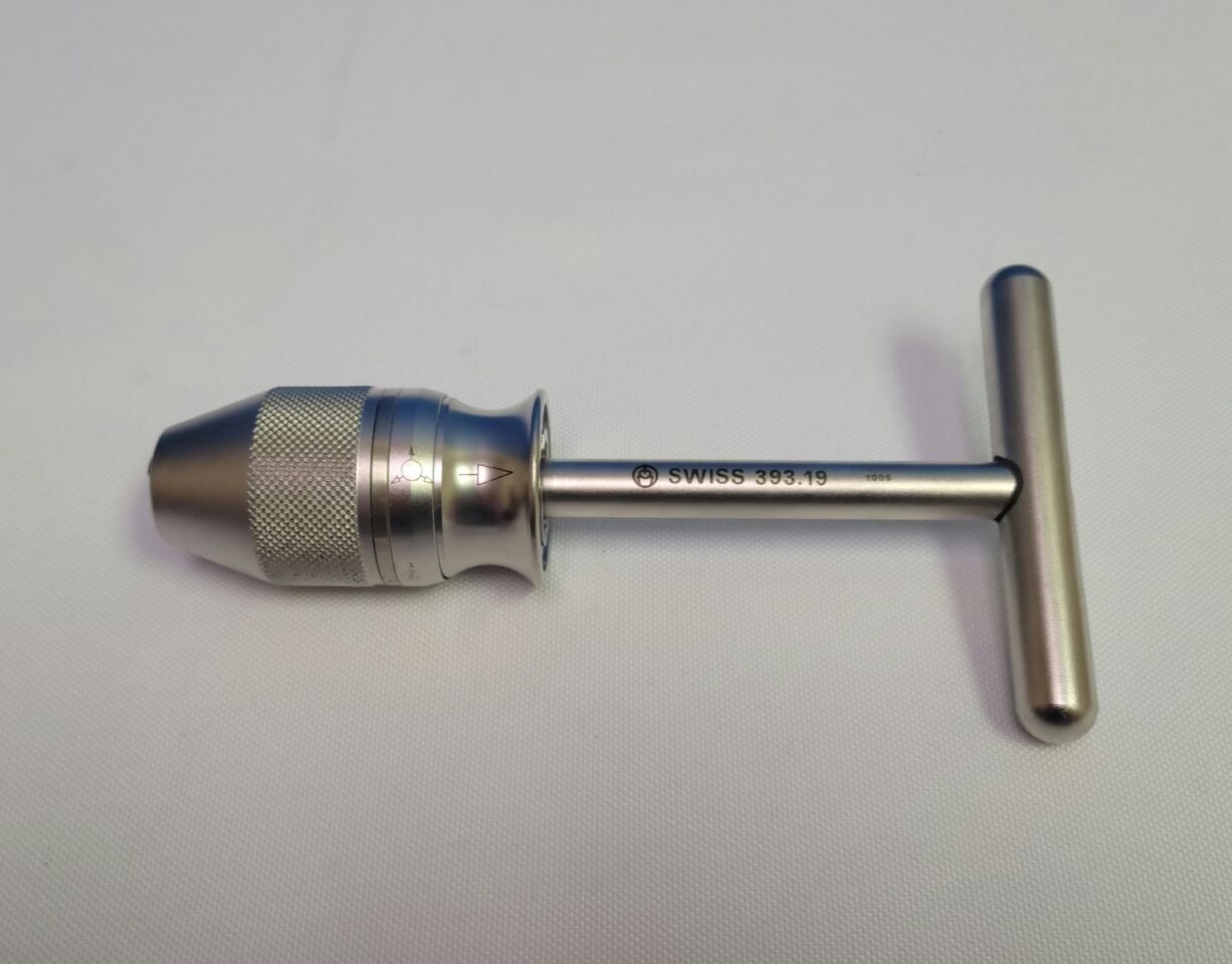 SYNTHES 393.19 Orthopedic Universal Chuck With T-handle