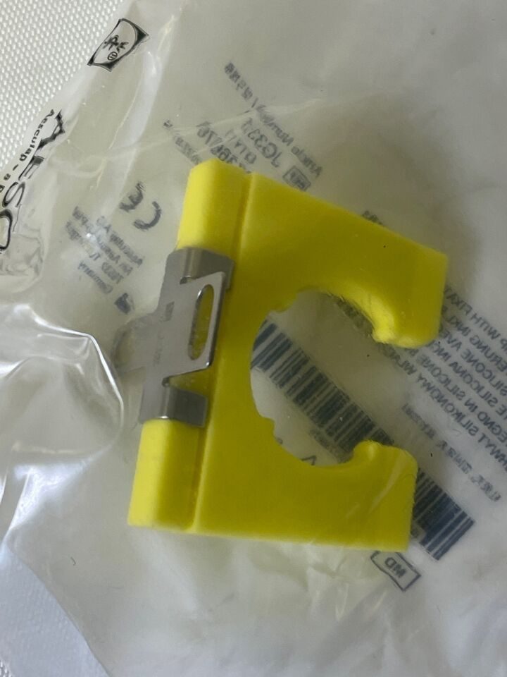 AESCULAP JG331 Silicone Clamp w Fixation Clamp 25mm Sterilization Insert — photo 4