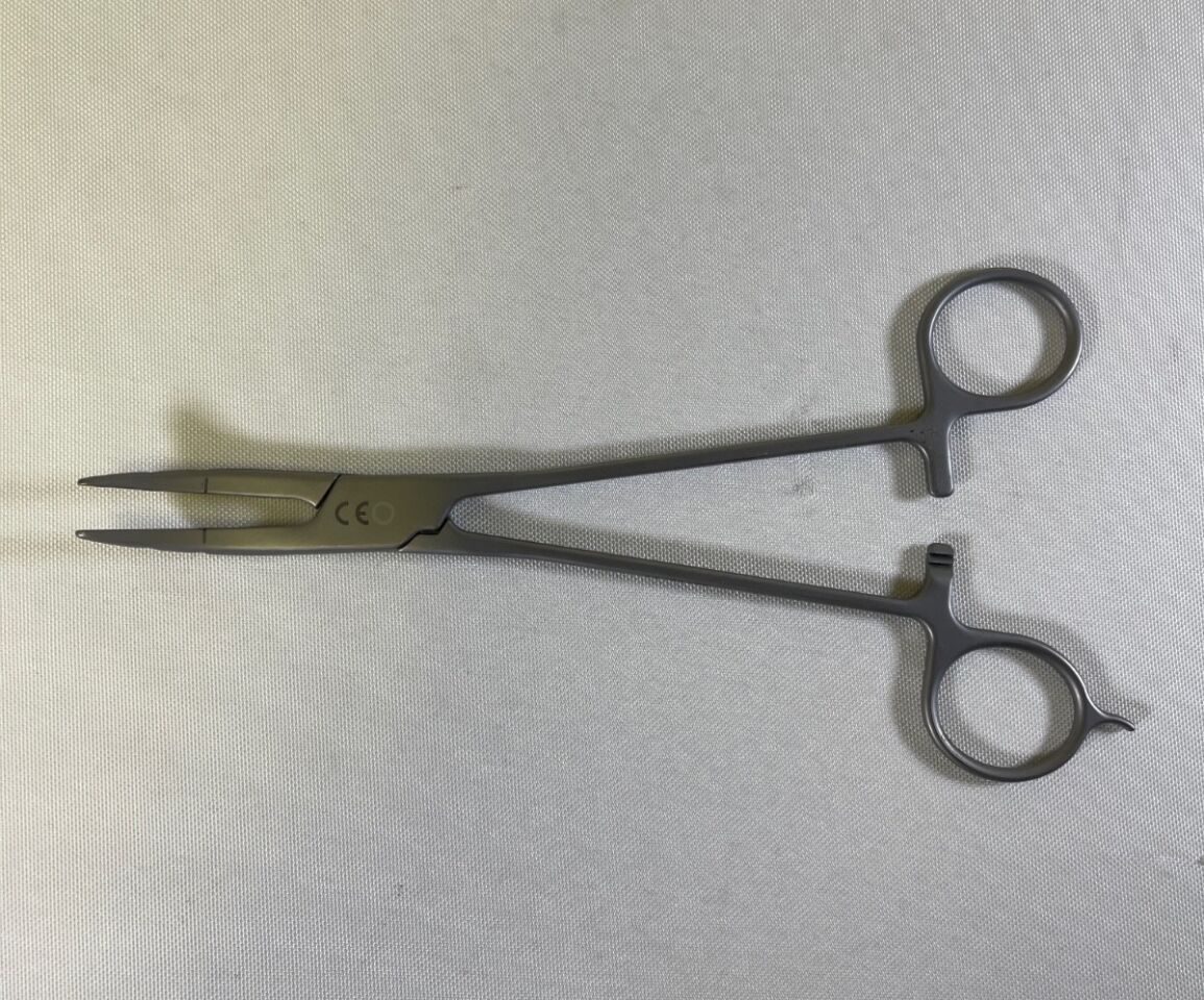 VALLEYLAB LS3090 LigaSure Max Vessel Sealing Forcep 23cm Curved Jaw