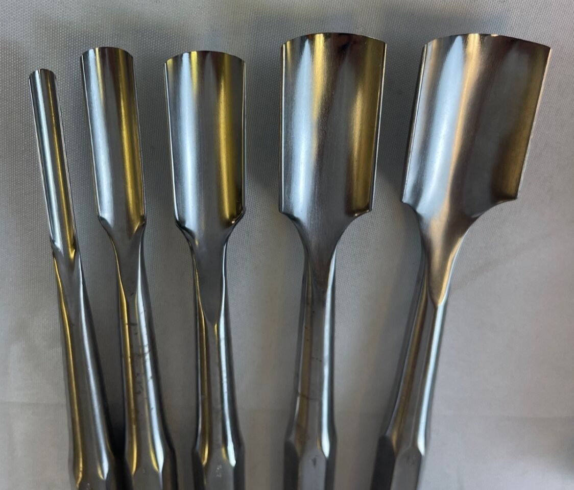 RICHARDS Set of 8 Curved & Straight Gouges w/ Sterilization Rack Ortho — photo 6