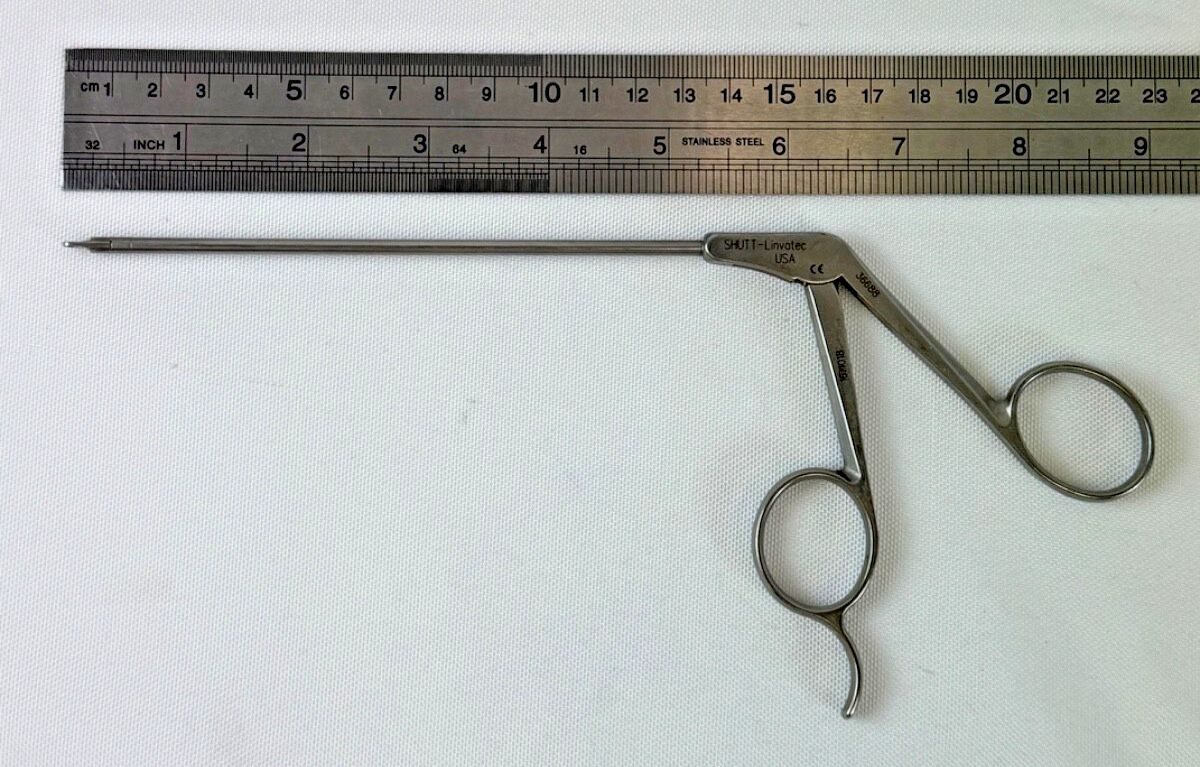 LINVATEC 3.4mm Shaft Suture Retrieval Forcep Arthroscope — photo 6