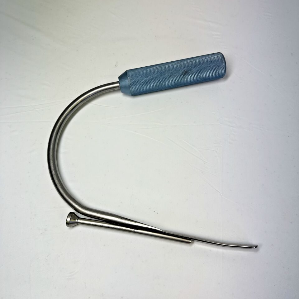 SNOWDEN-PENCER 88-5215 3.5" X .5" Emory Retractor w/ Suction — photo 3