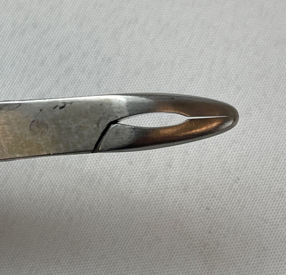 V. MUELLER AU6700 Andrews Hartman Rongeur 4mm Curved Jaw 6" Length — photo 7