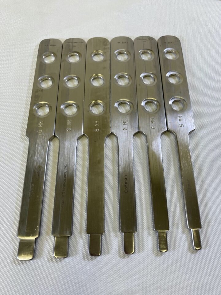 CODMAN 46-3040 Karlin Cervical Spanners Set w/ Sterilization & Storage Case — photo 8