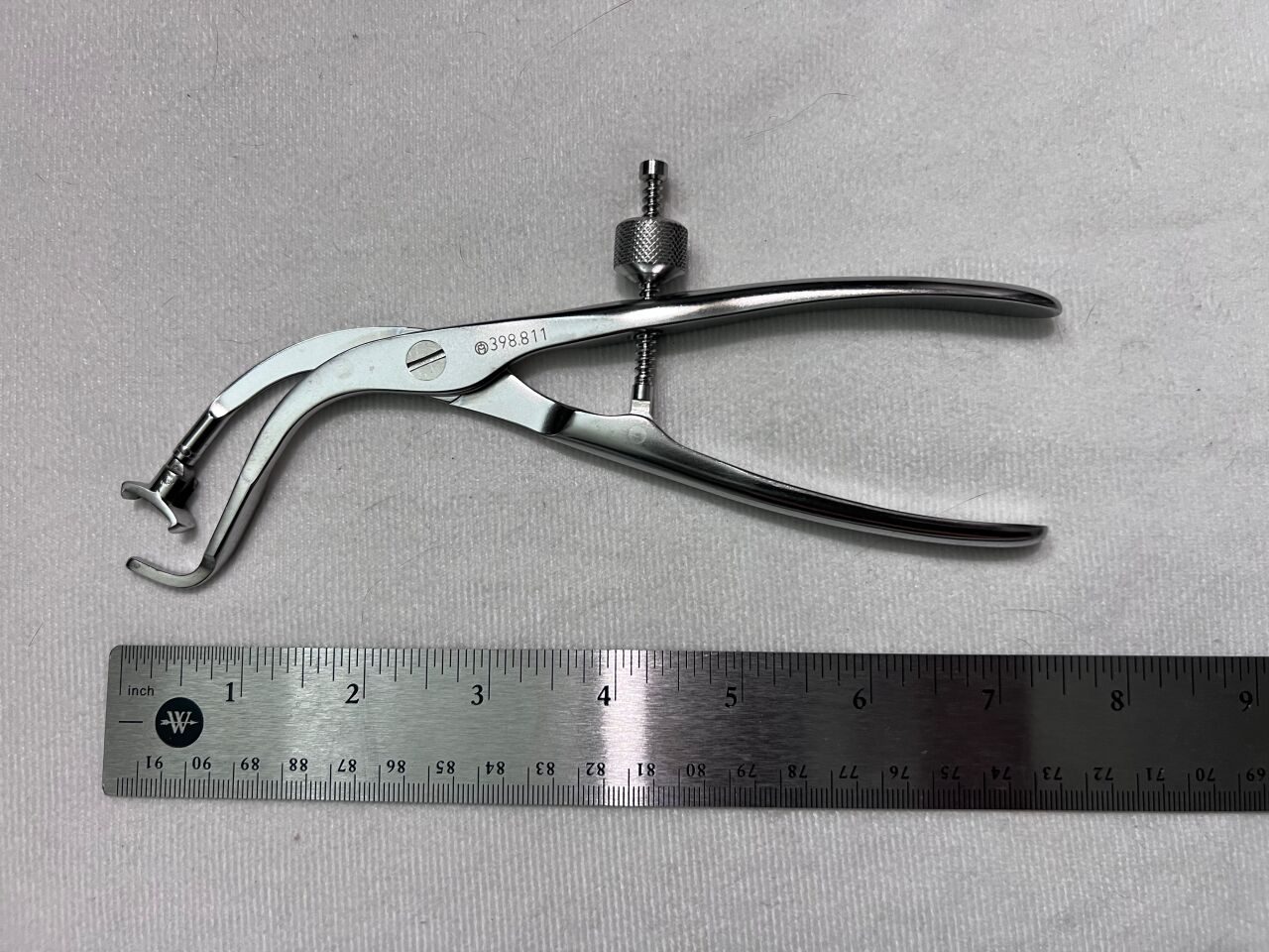 SYNTHES 398.811 Size 0 Plate Holding Forceps w/ Swivel Foot — photo 2