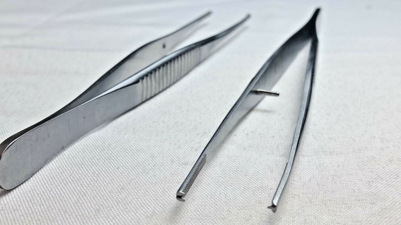 V. MUELLER CH5182 Potts Smith Tissue Forceps 1x2 Teeth 7" — photo 4
