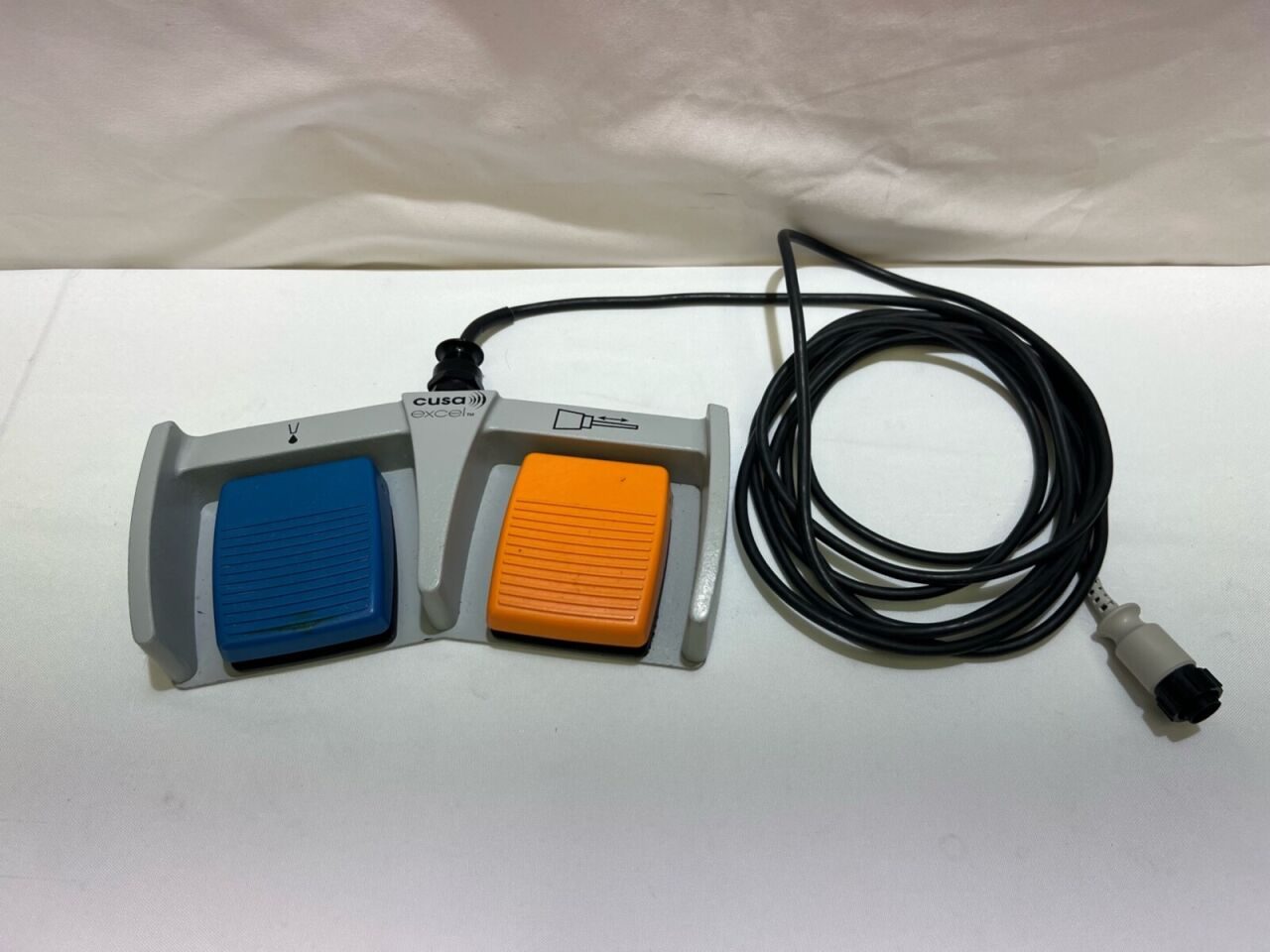VALLEYLAB INTEGRA 150000090 CUSA EXcel Electrosurgical Unit