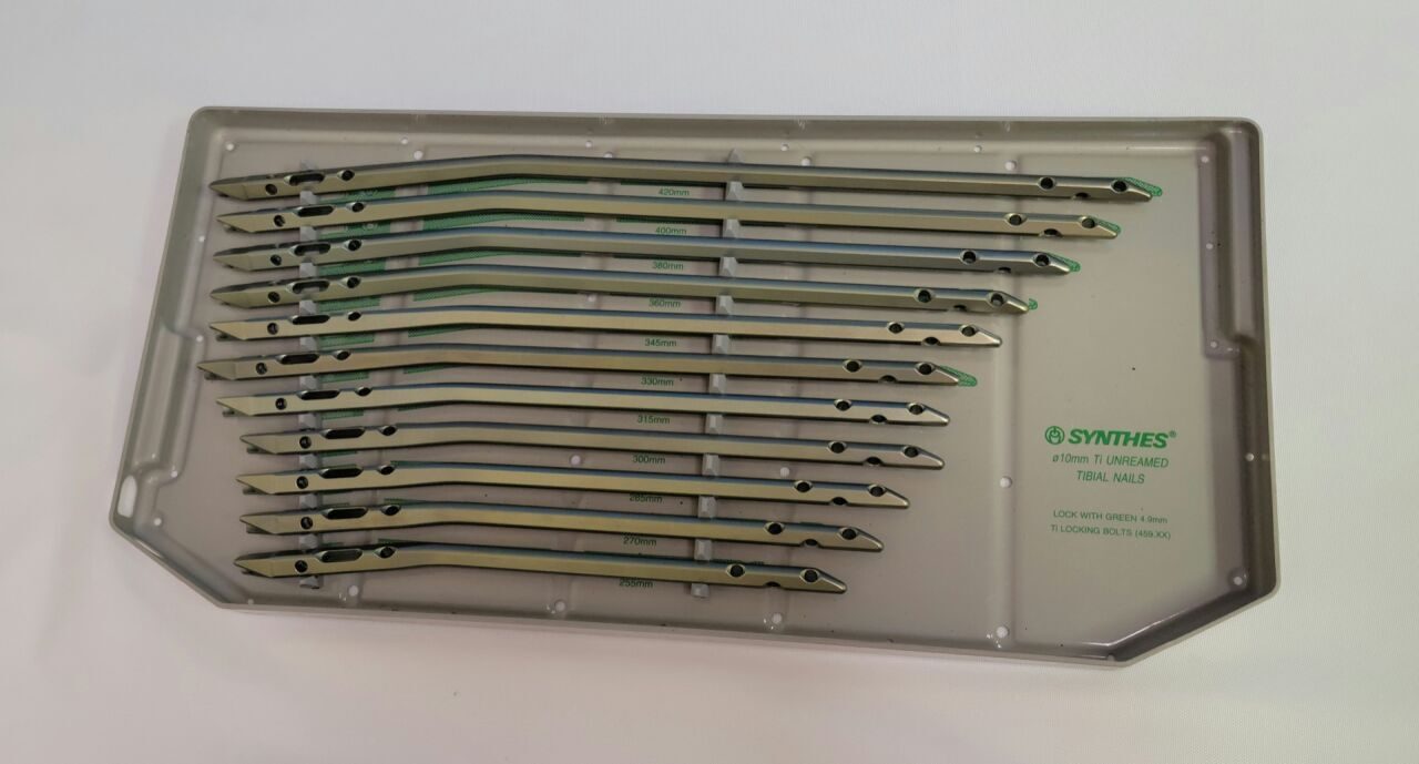 SYNTHES Various TI Unreamed  Nails — photo 5