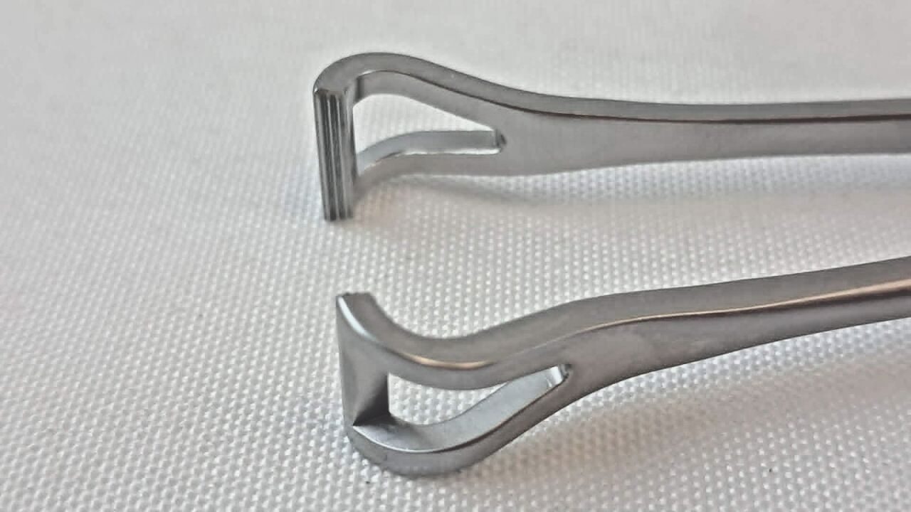 AESCULAP EA032R Babcock Intestinal Tissue Grasping Forceps 8.5" — photo 4