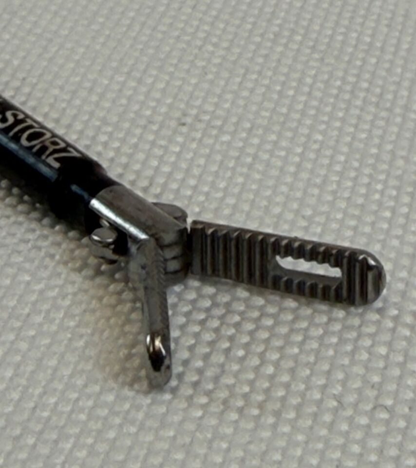 KARL STORZ 30710K Clickline 3.5mm x 31cm Fenestrated DA Grasping Forcep & Sheath — photo 5