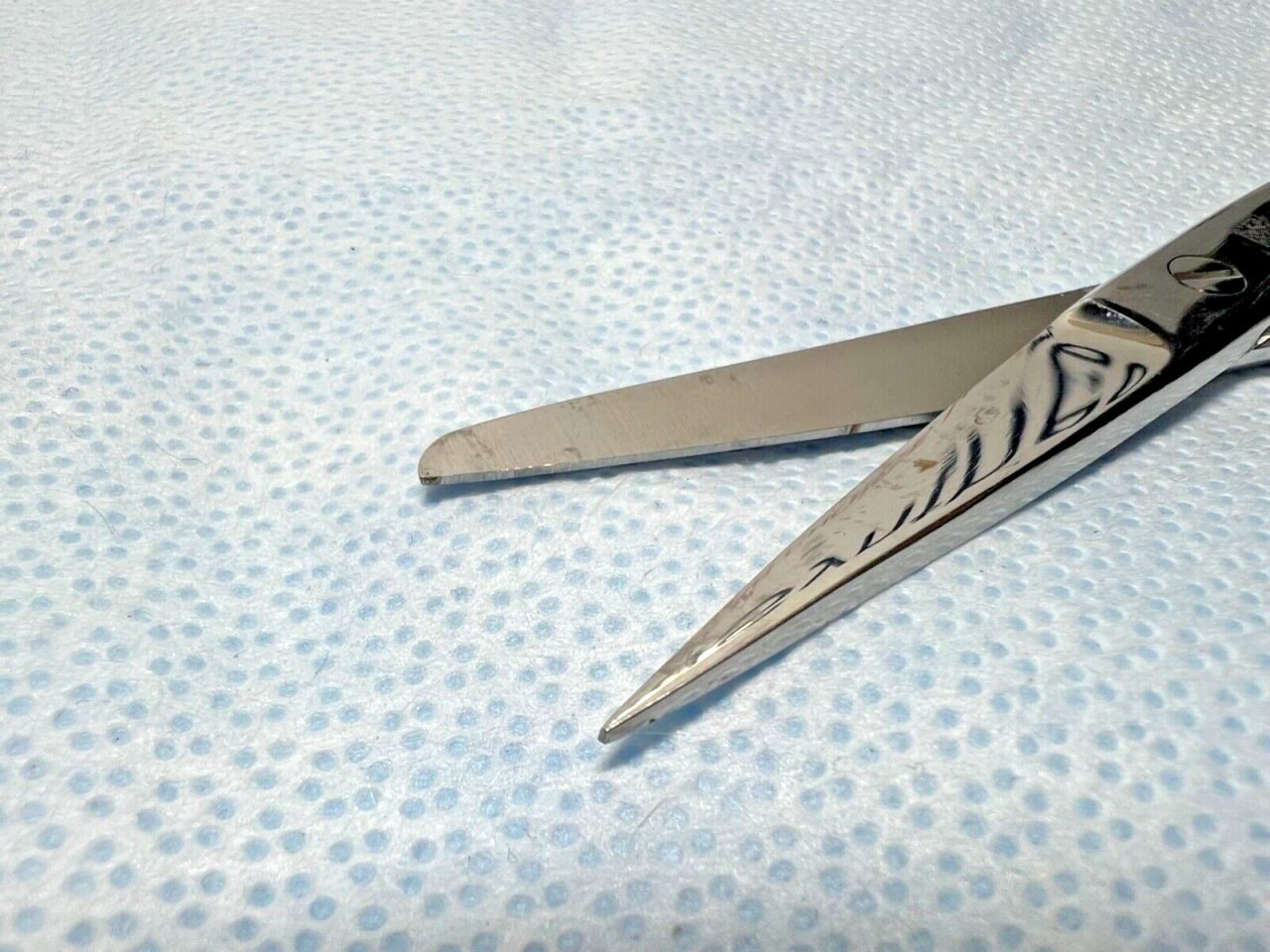 V. MUELLER SU1702 Straight Blunt/Sharp Operating Scissors — photo 2