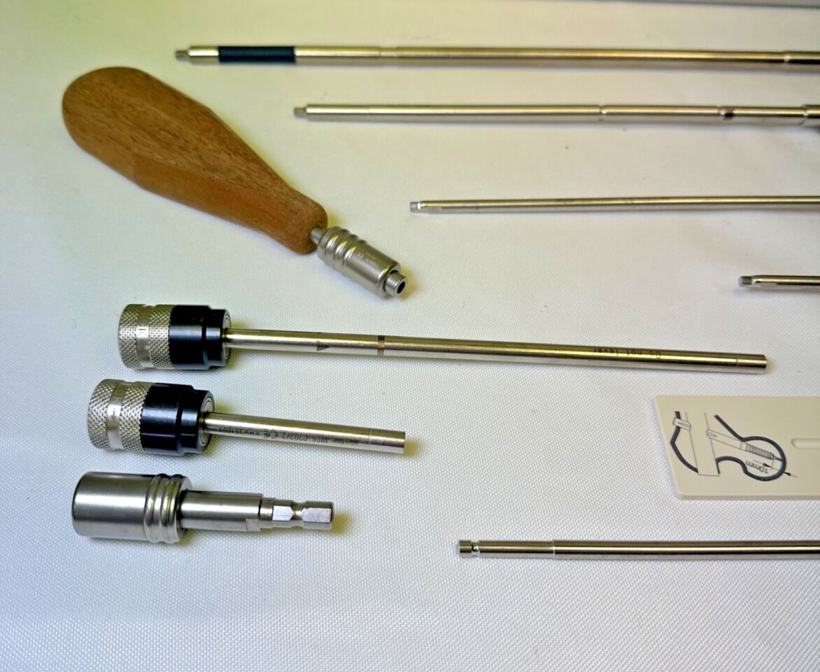 STRYKER Various 10 Piece Gamma Extras Tray w/ Sterilization case — photo 4