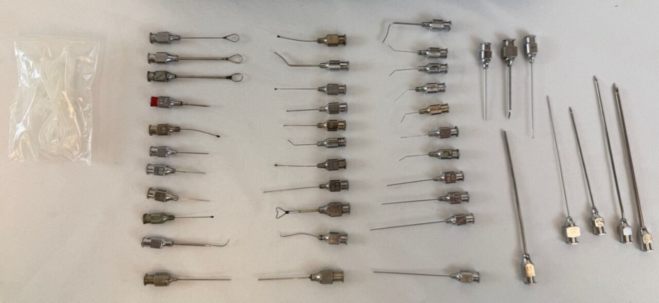 STORZ w/ Case Set of 41 Irrigation Aspiration Cannulas — photo 2