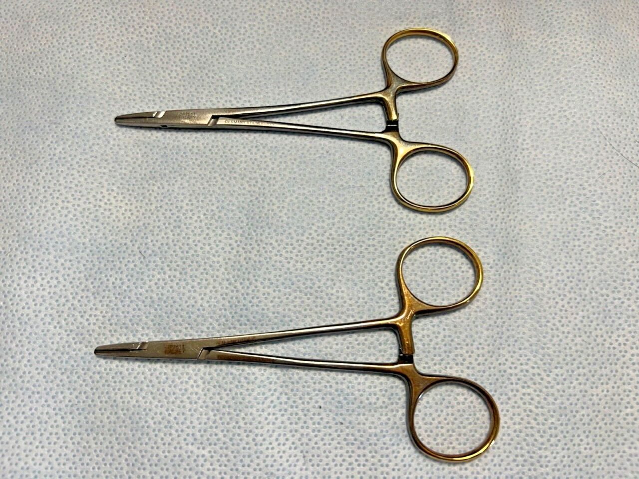 V. MUELLER G17XHC Crile-Wood Serrated Needle Holders, Set of 2