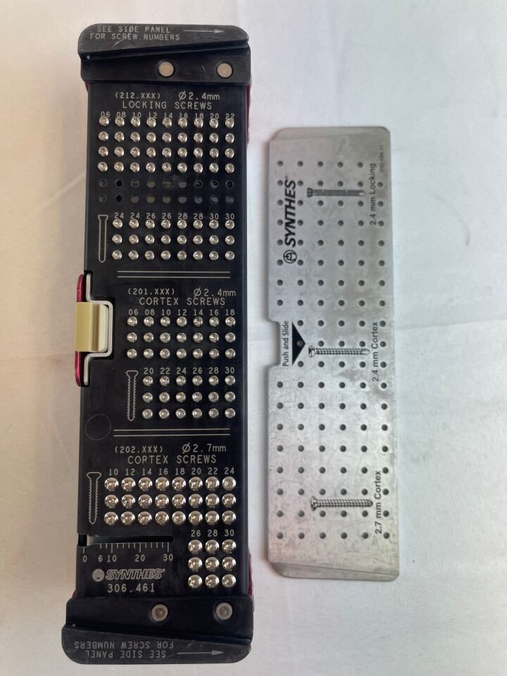 SYNTHES LCP Locking Distal Radius Plate Set — photo 6