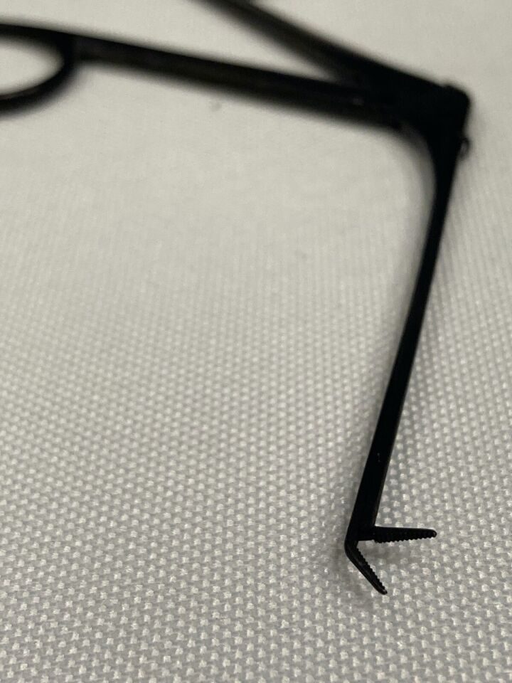RICHARDS Ear Ebony Finish Upturned 45deg Jaw Grasping Forcep — photo 7