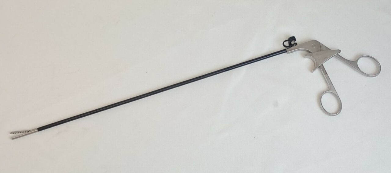 AESCULAP PL054R Single Action Atraumatic Grasper 5mm x 36cm