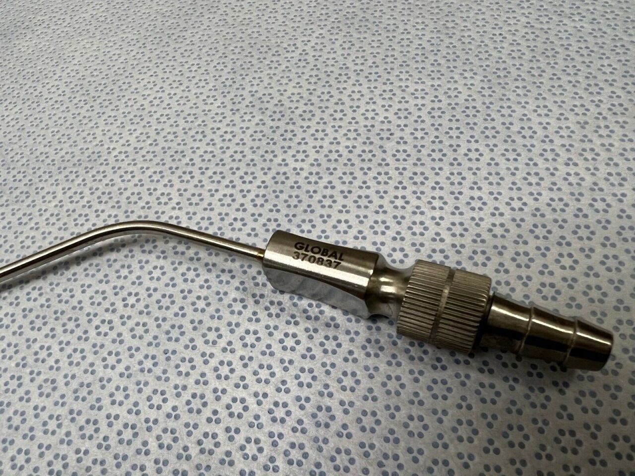 GLOBAL 370837 Surgical 9 French Suction Tube w/ Finger Hole — photo 2