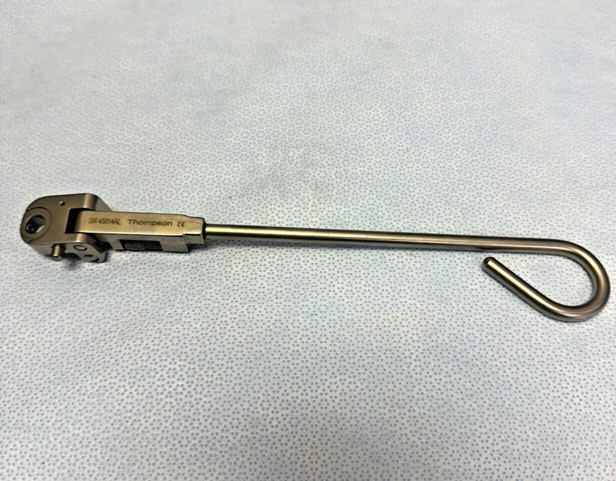 THOMPSON 45014AL 8 3/4" Angling Retractor Handle for SynFrame
