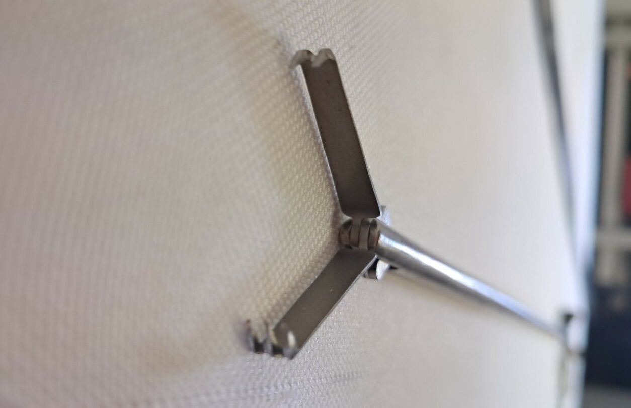 ENDOPLUS EF221SP 5mm Laparoscopic Claw Forcep w/ 2x3 Teeth — photo 2
